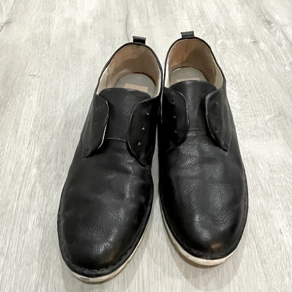 Dolce Vita black slide on shoes